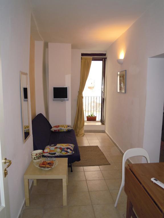 Borgo Antico Apartman Monopoli Szoba fotó